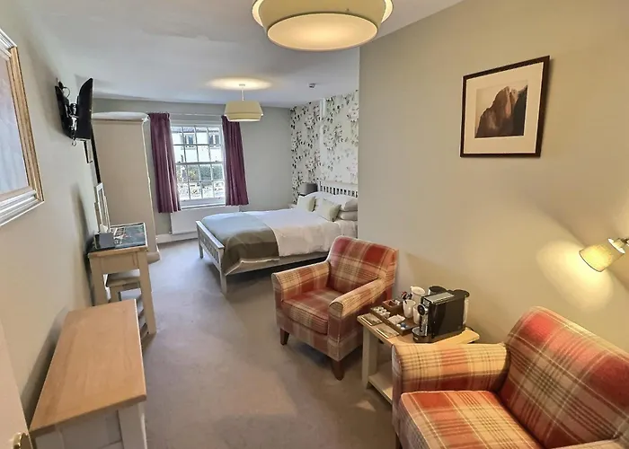 Three Shires Inn